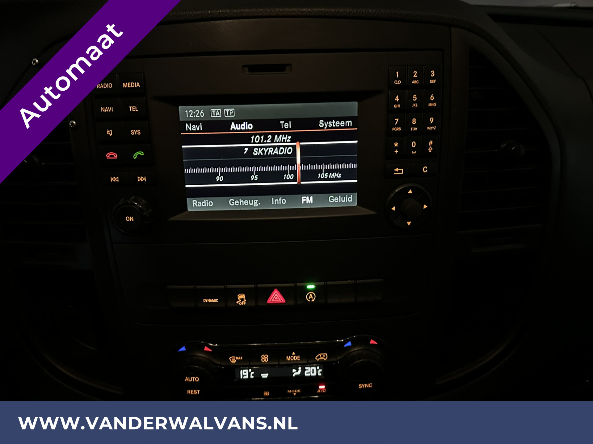 Mercedes-Benz Vito 114 CDI Automaat L1H1 Euro6 Airco | Navigatie | Camera | LM velgen Cruisecontrol, Trekhaak, Parkeersensoren