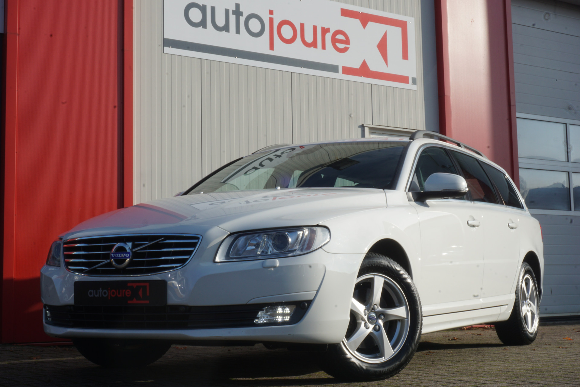 Volvo V70 2.0 D3 Dynamic Edition | Navigatie | Xenon | Climate | Cruise Control |