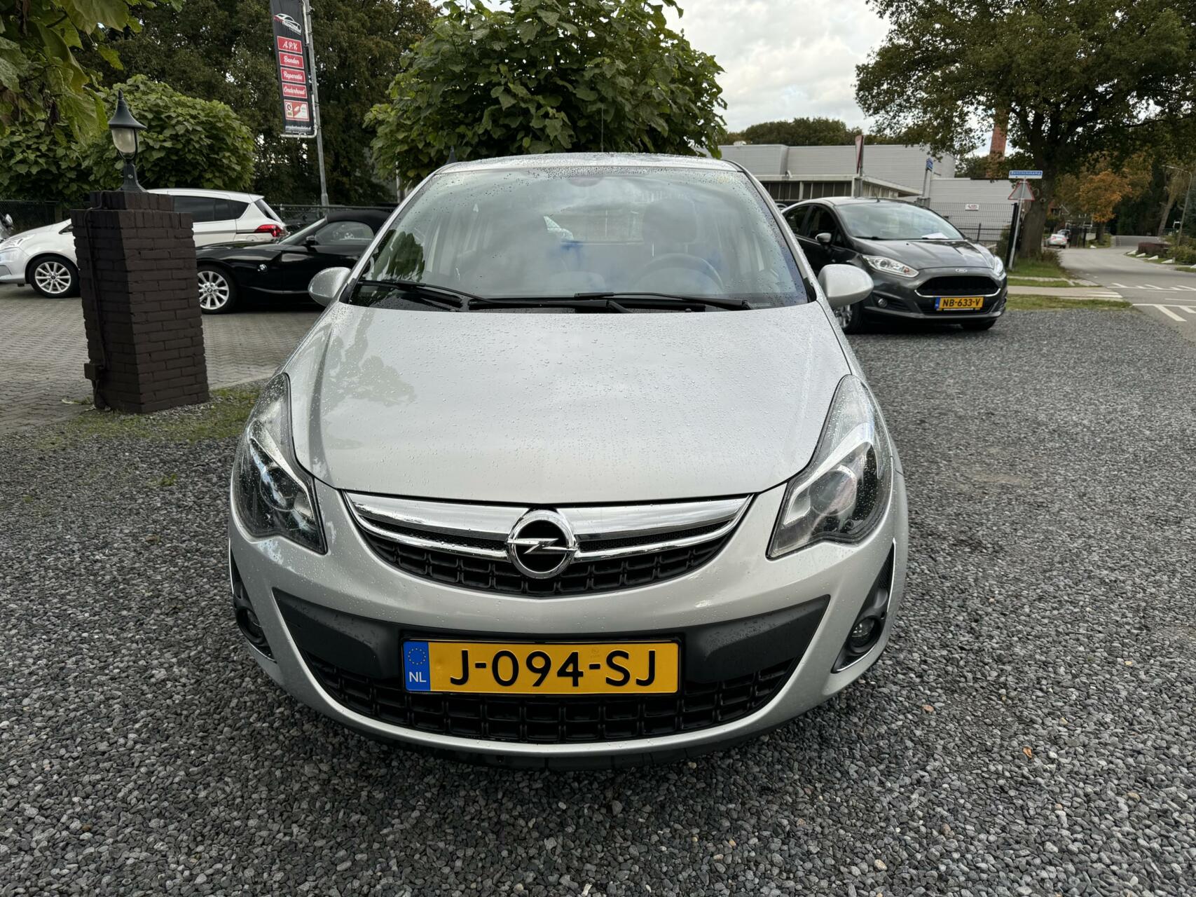 Opel Corsa 1.4-16V, cruise, verw. stuur en stoel, boekjes clima