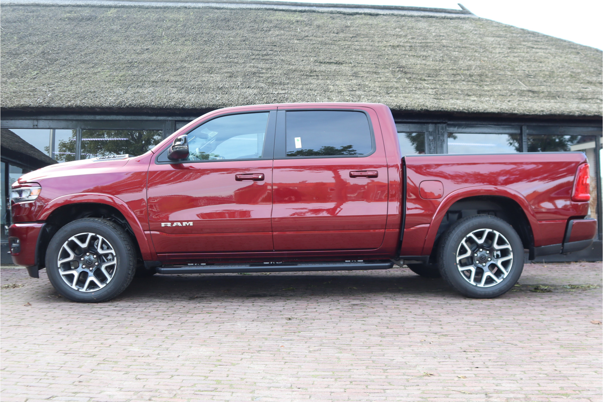 Dodge Ram 1500 2025 3.0L HURRICANE LARAMIE SPORT | OP VOORRAAD | NIEUW