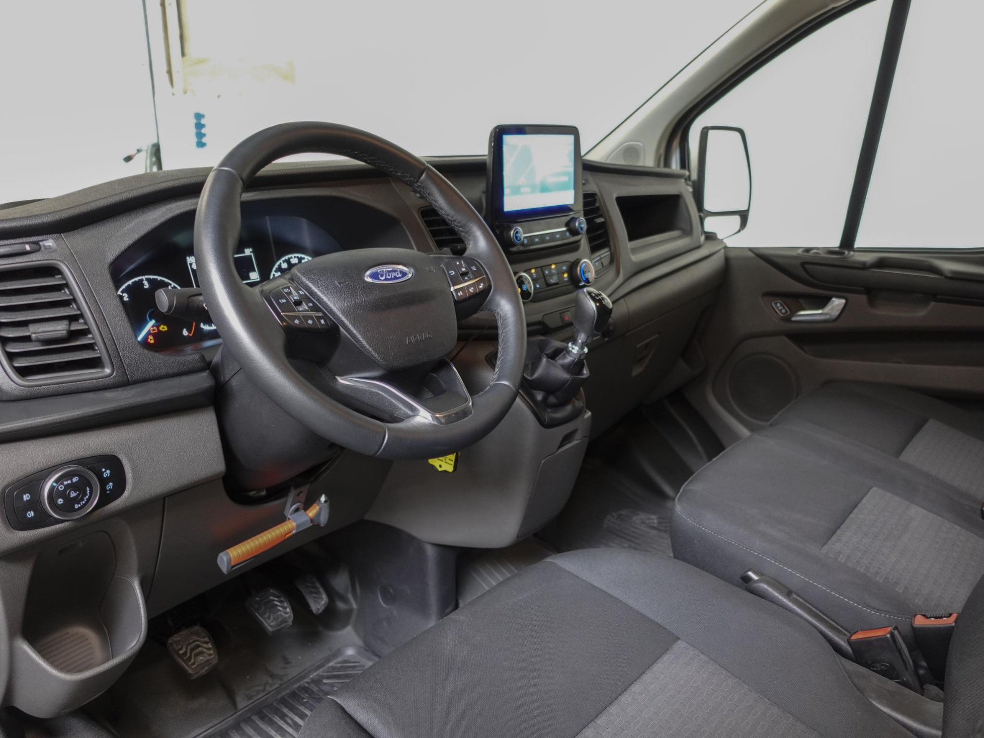 Ford Transit Custom 280 2.0 TDCI L1H1 Trend Navi Airco PDC Bluetooth 3Zits Trekhaak