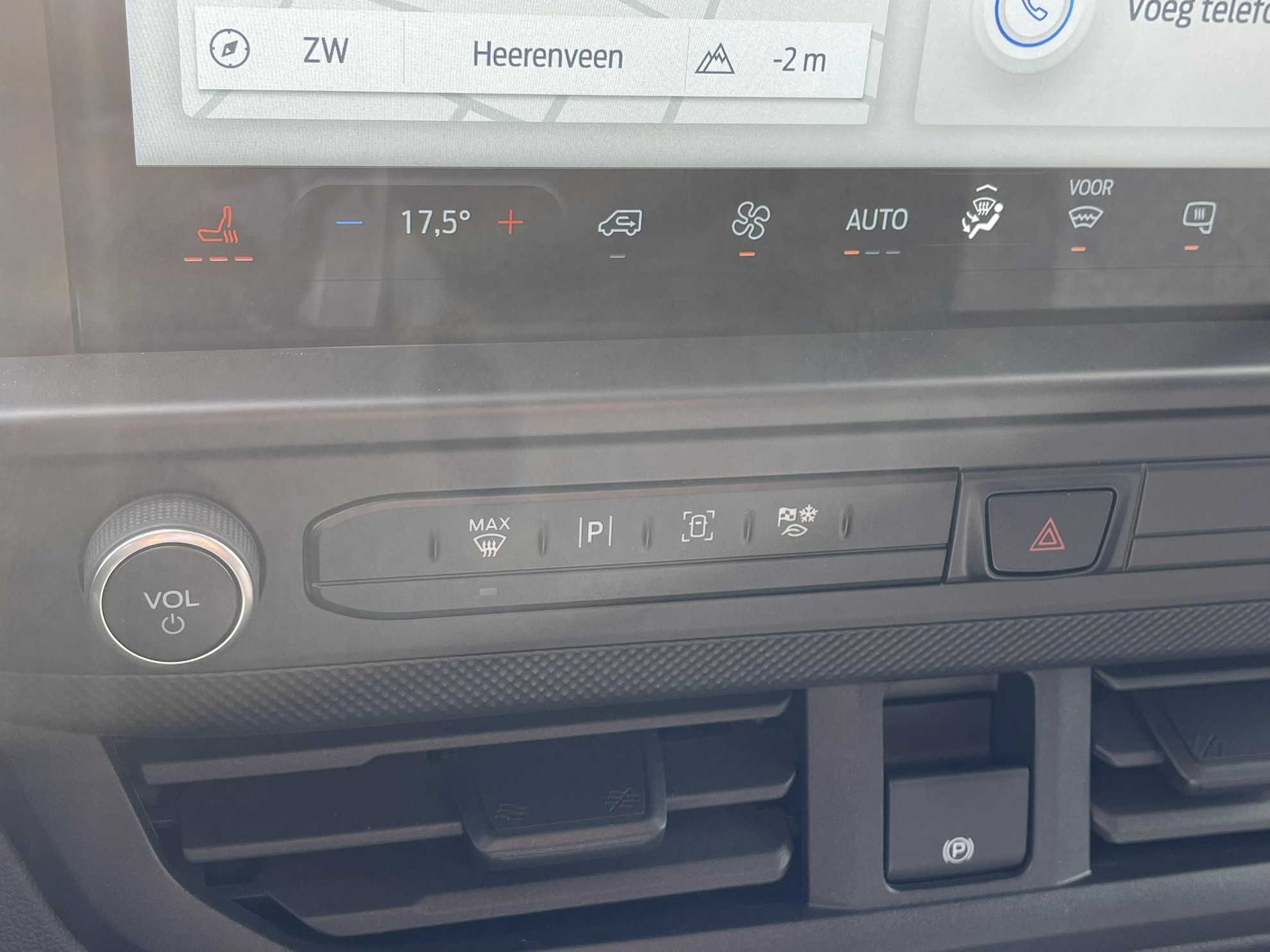 Ford Transit Custom 320 2.0 TDCI L2H1 Trend SCI Automaat 170 pk | Adaptive cruise control | Dubbele schuifdeur | 8-weg bestuurderstoel + passagiersbank | Stoelverwarming | Dodehoeksensoren | Navigatie | Electrische inklapbare spiegels | 16 inch lichtmetalen velgen | Full LED | Dual-zone climate control | LED laadruimteverlichting