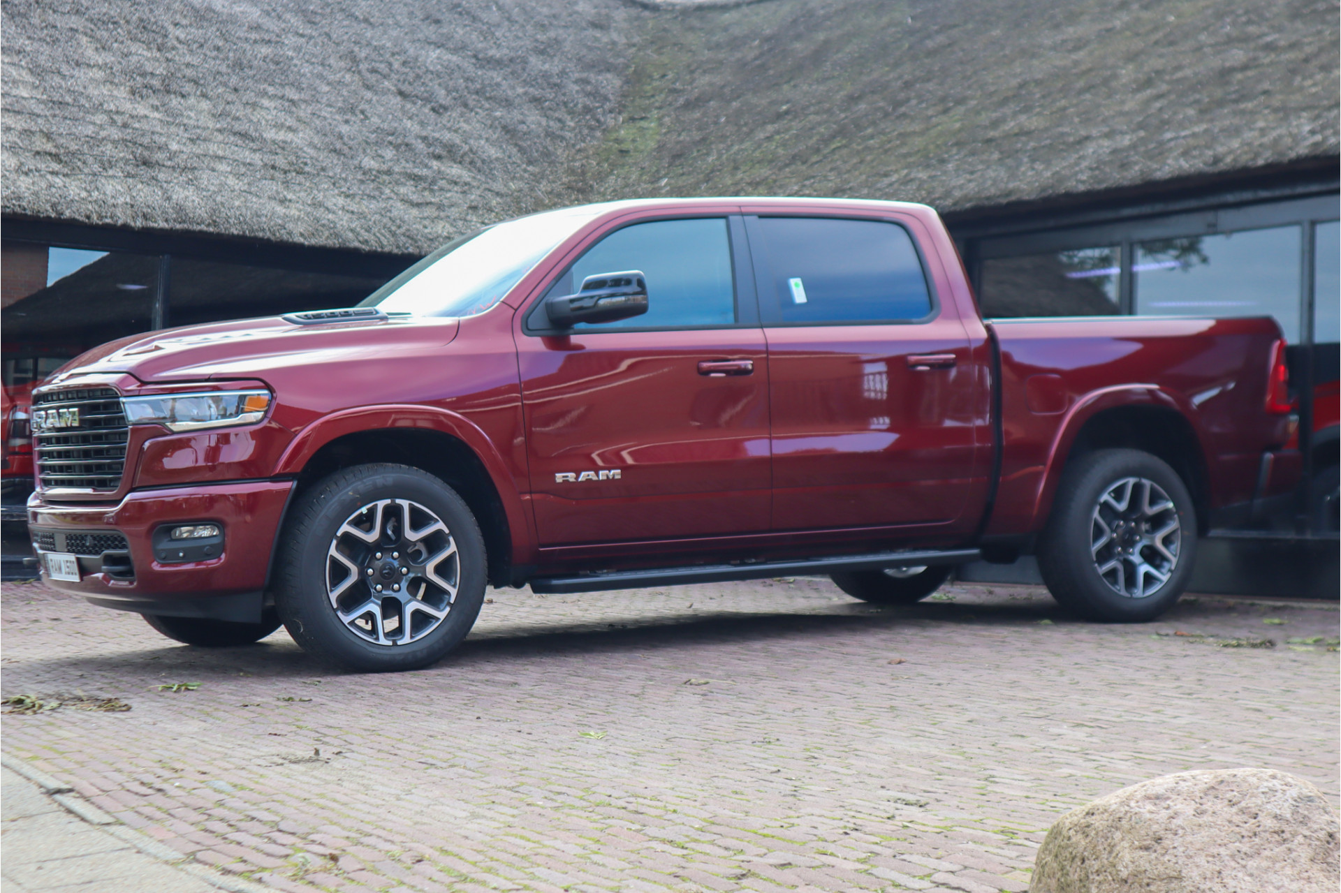 Dodge Ram 1500 2025 3.0L HURRICANE LARAMIE SPORT | OP VOORRAAD | NIEUW