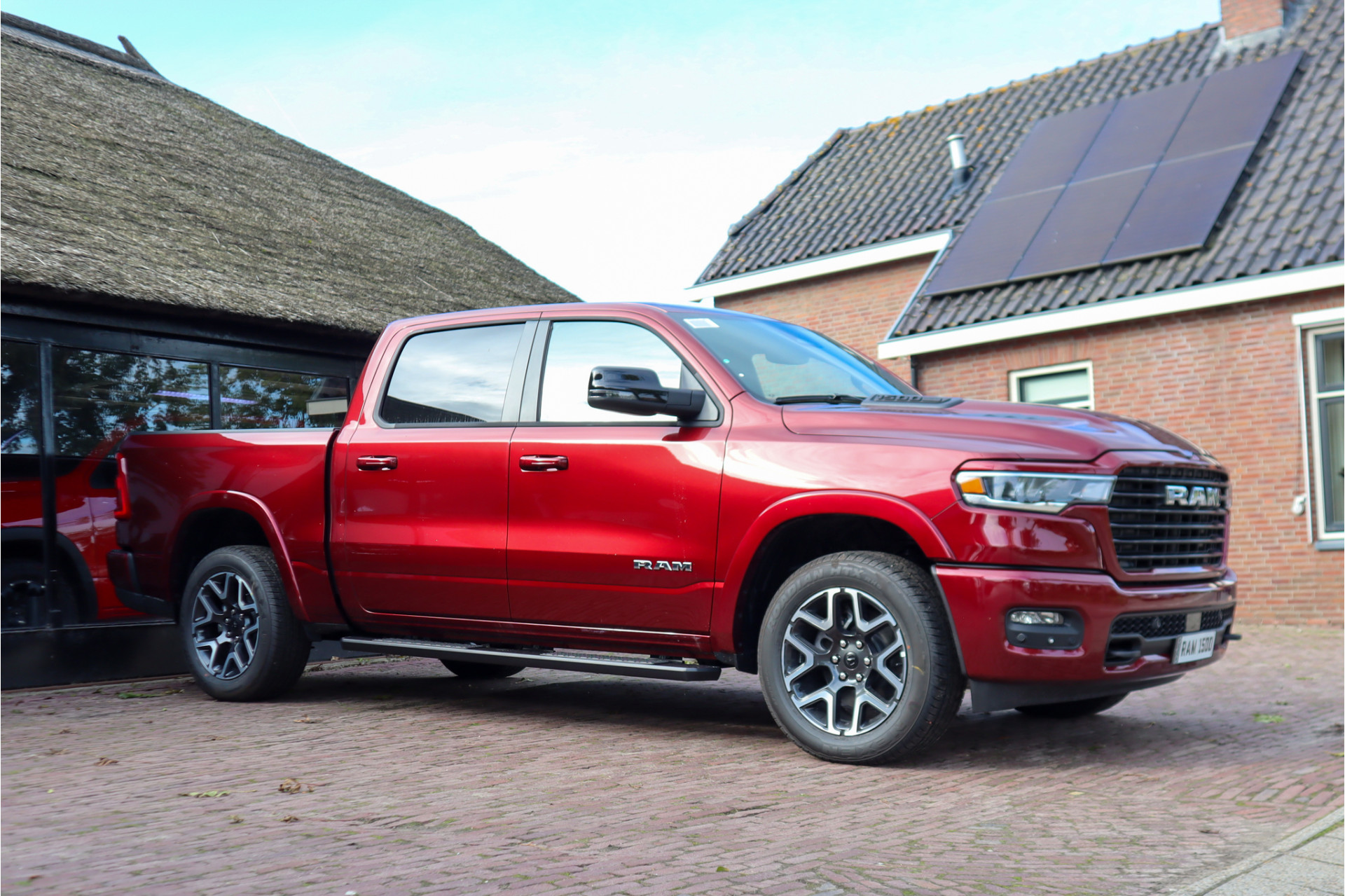 Dodge Ram 1500 2025 3.0L HURRICANE LARAMIE SPORT | OP VOORRAAD | NIEUW