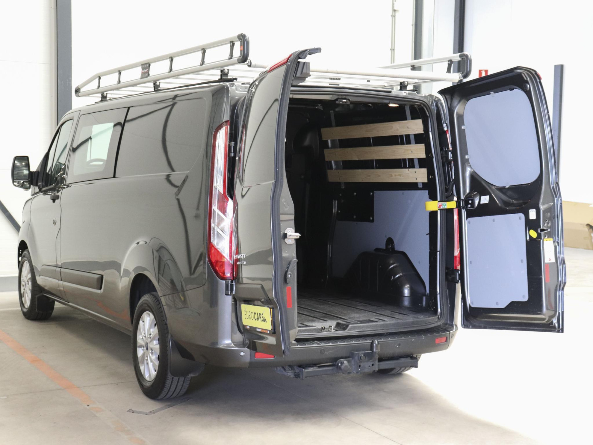 Ford Transit Custom 300 2.0 TDCI L2H1 Trend Dubbele Cabine Automaat Airco Navigatie Cruisecontrol Camera Parkeersensoren