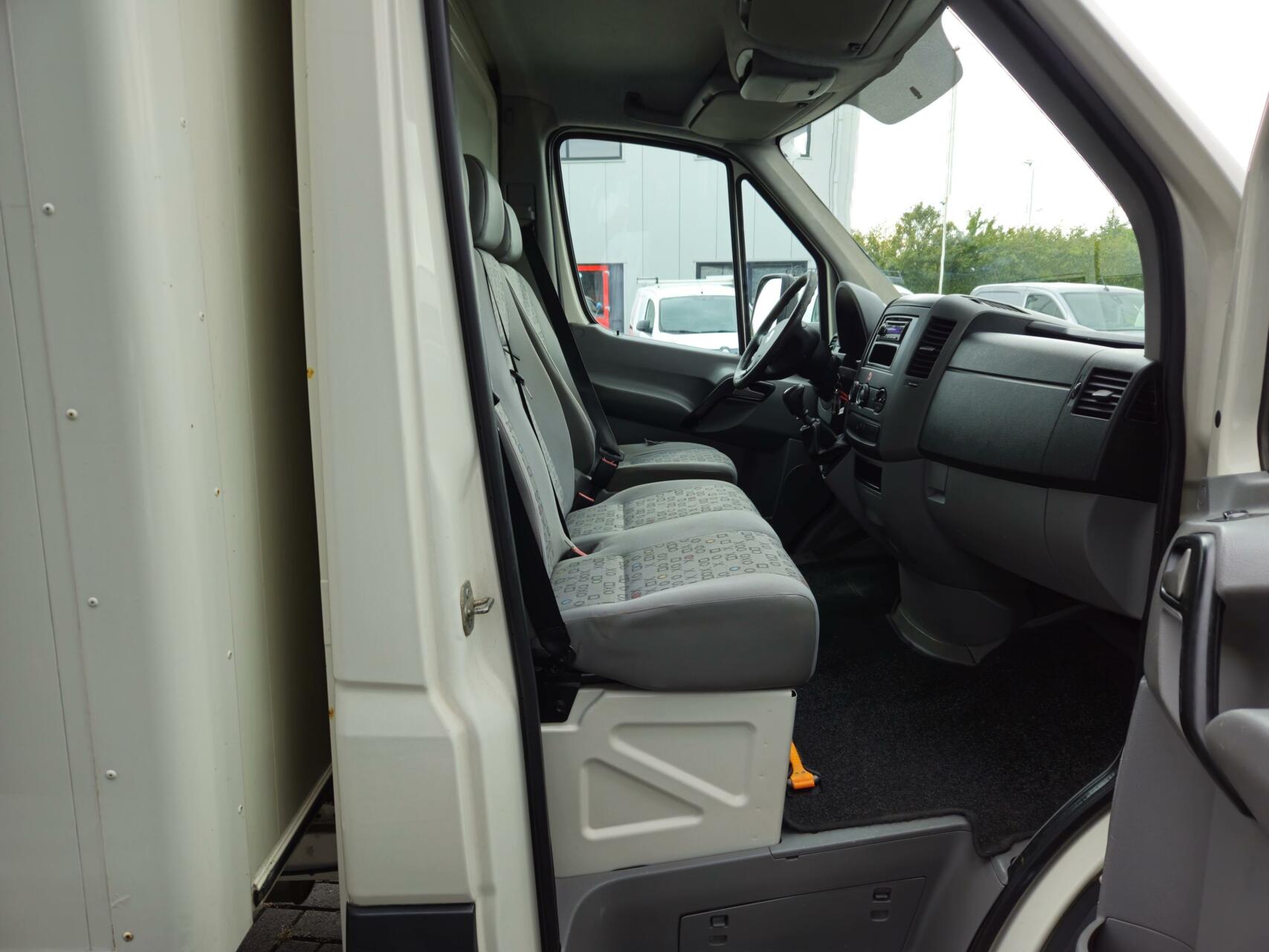 Volkswagen Crafter 2.5 TDI L4H3 Meubelbak Airco 163 Pk 3-per