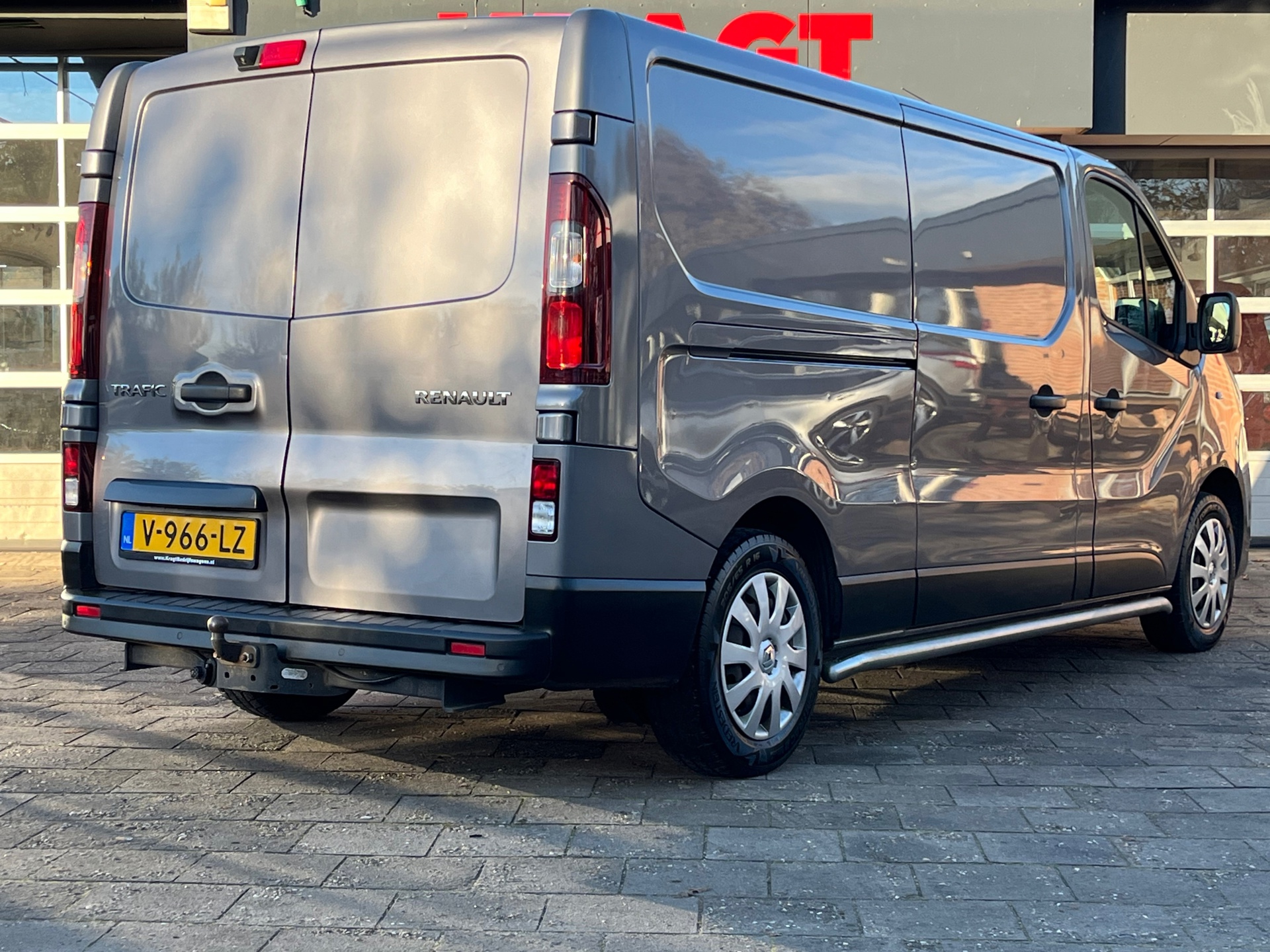 Renault Trafic 1.6 dCi T29 L2H1|NAP|EURO6|achteruitrijcamera|navigatie|trekhaak|cruise control|airconditioning|voorruitverwarming