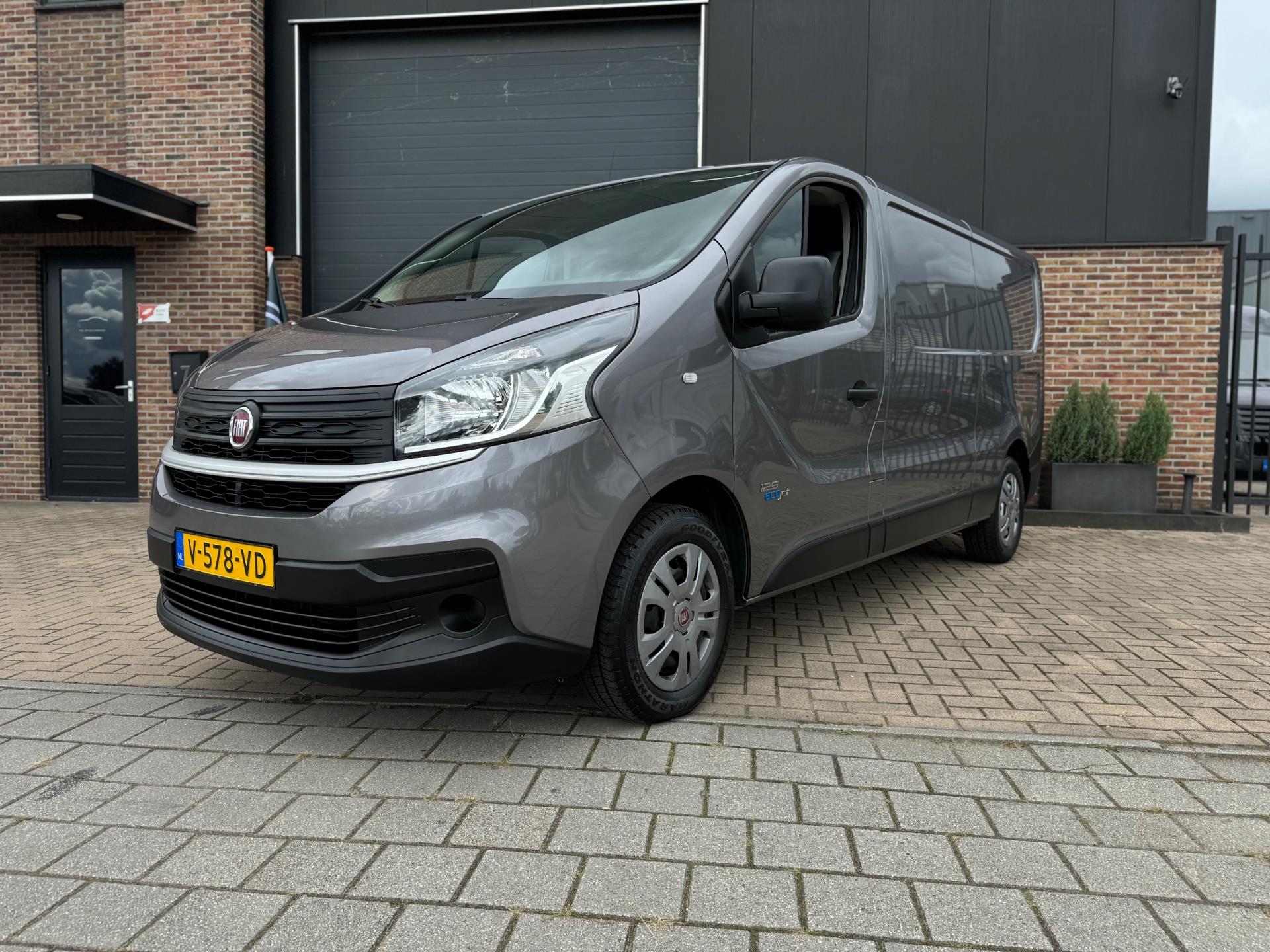 Fiat Talento 1.6 MJ EcoJet L2H1 Lang Basis 125PK 3persn Airco Cruise Control Elk. Ramen Achteruit Camera Zeer nette