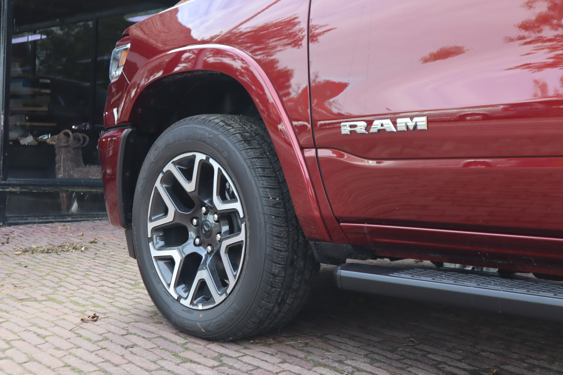 Dodge Ram 1500 2025 3.0L HURRICANE LARAMIE SPORT | OP VOORRAAD | NIEUW