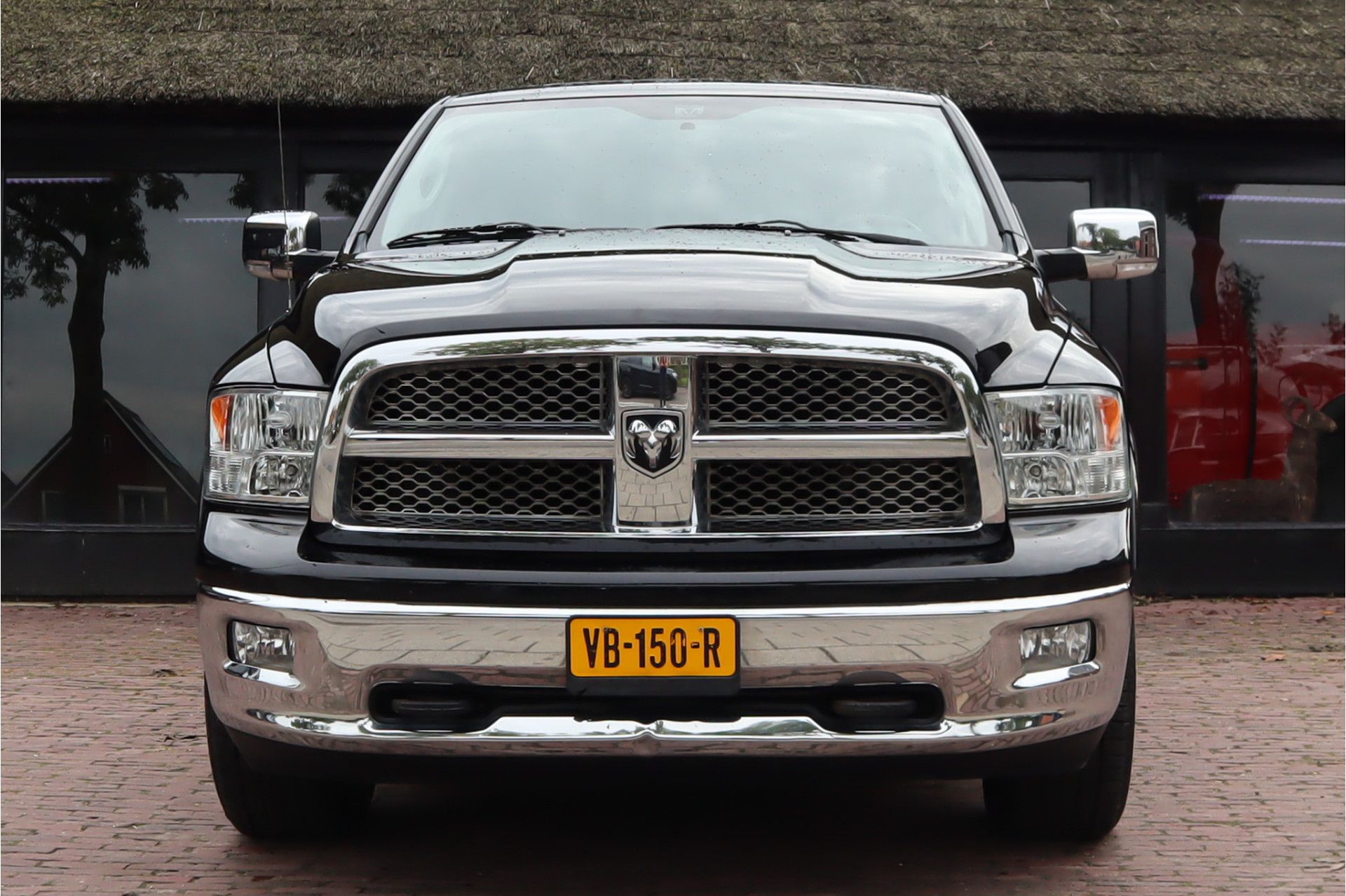 Dodge Ram 1500 5.7 V8 4×4 Laramie | Camera | Schuif- kantel dak | Stoel/Stuur verwarming | Stoel verkoeling