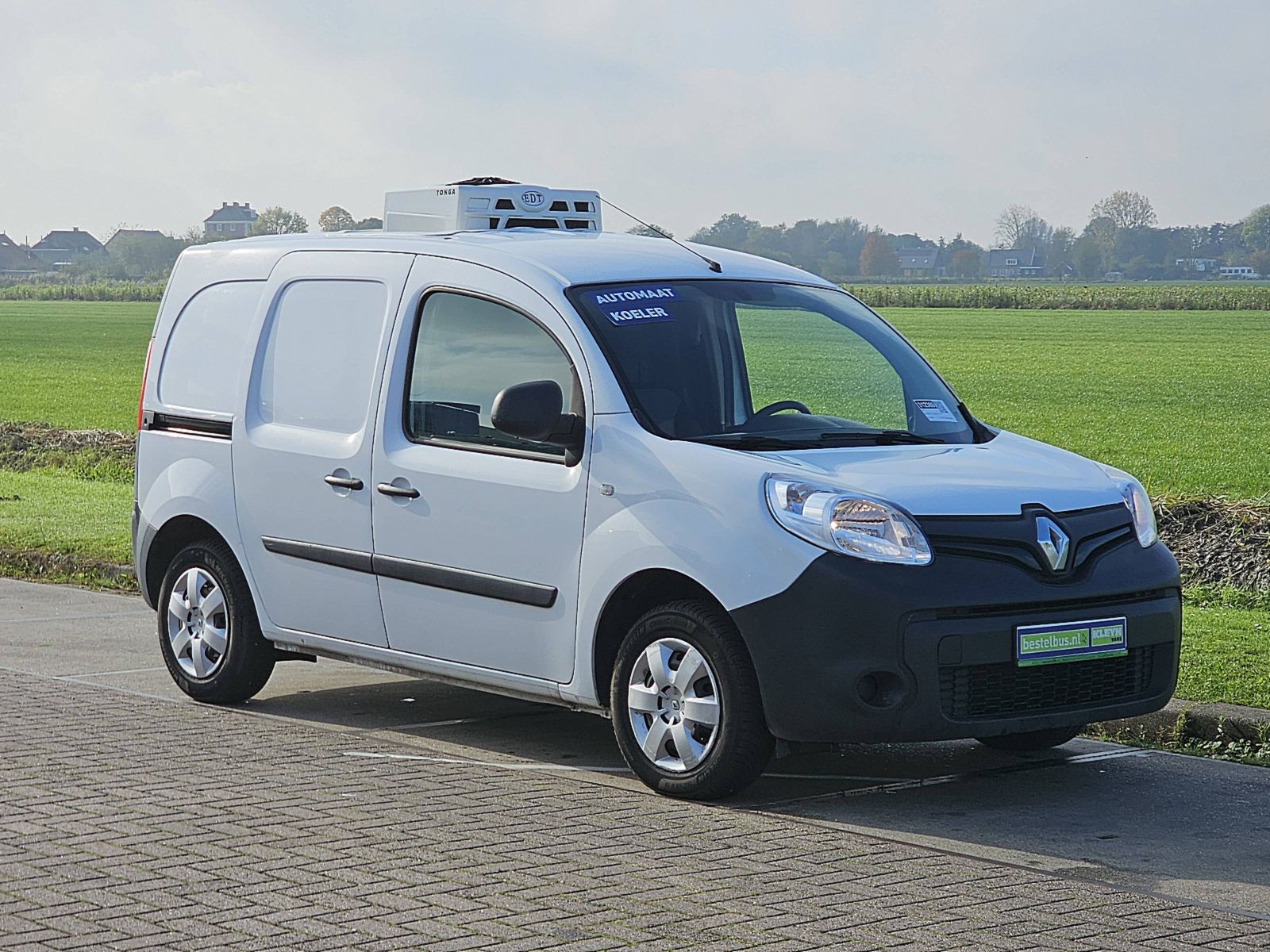 RENAULT KANGOO 1.5 koelwagen d/n frigo!