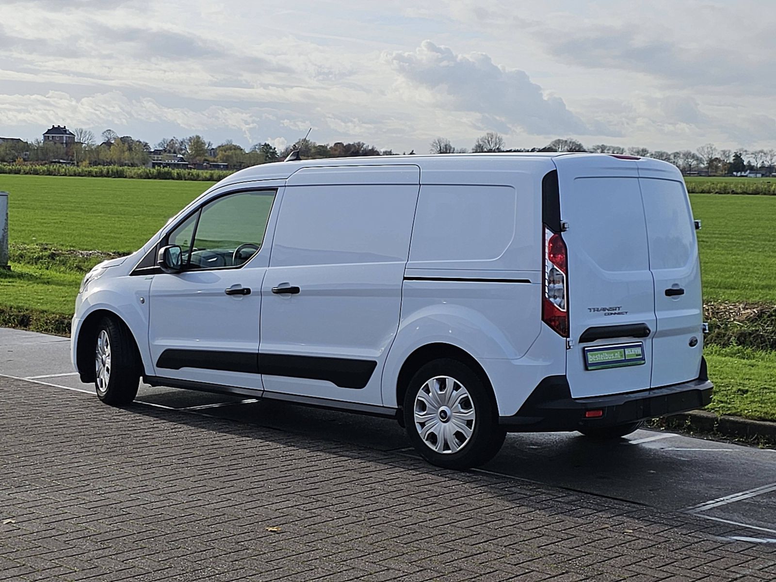 FORD TRANSIT CONNECT l2 2xzijdeur autom!