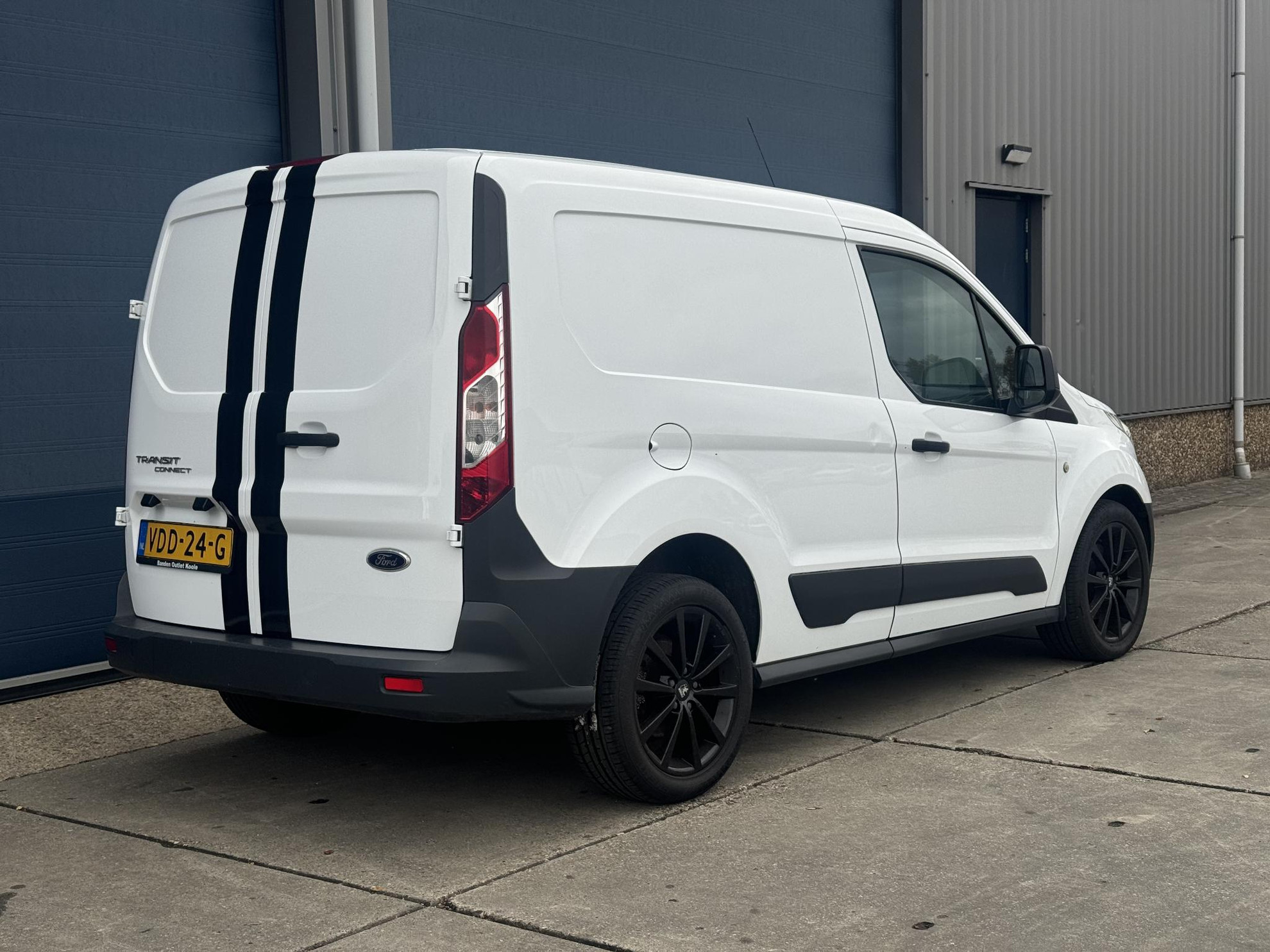 Ford Transit Connect 1.5 TDCI L1 Trend AIRCO / 75 PK / ELEKTRISCHE RAMEN