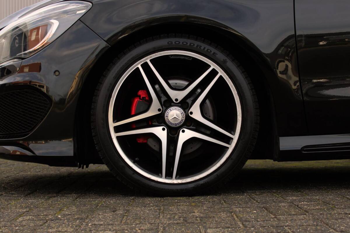 Mercedes-Benz CLA Mercedes-Benz CLA-klasse Coupé CLA 200 Aut. AMG Line Night, Xenon, 18”