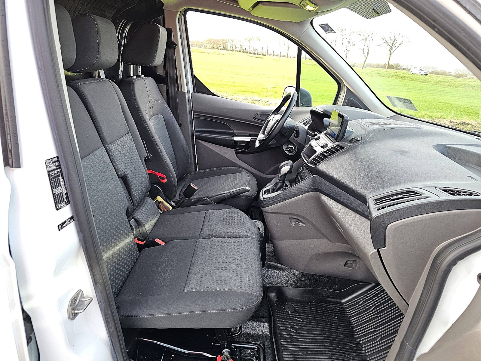 FORD TRANSIT CONNECT l2 2xzijdeur autom!