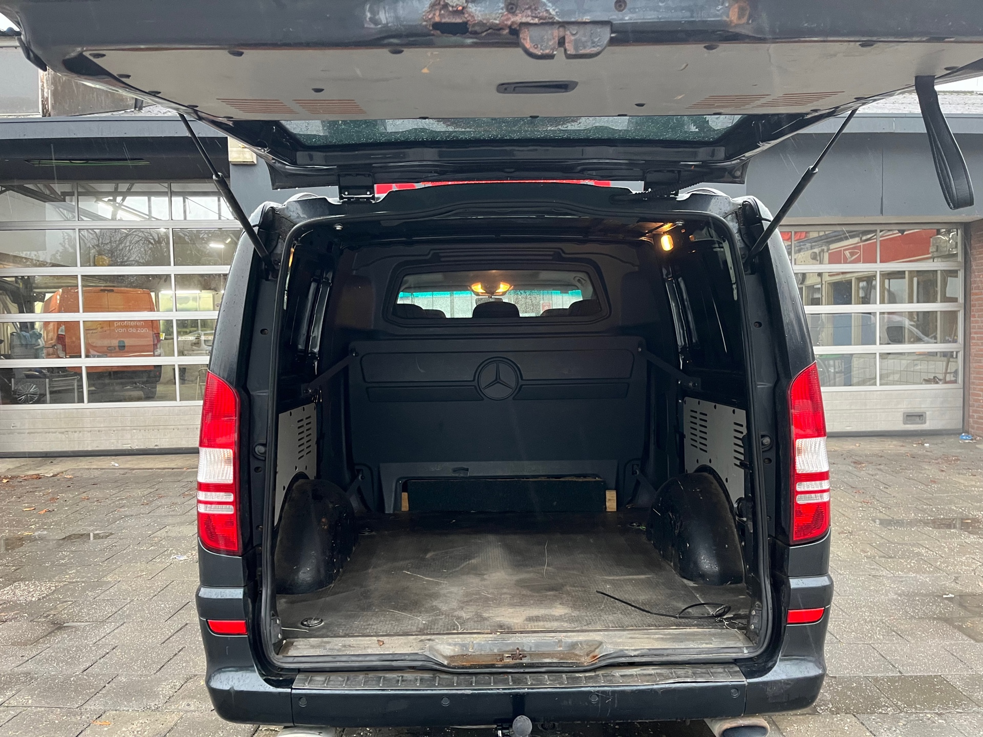 Mercedes-Benz Vito 120 CDI 320 Lang|NAP|AUTOMAAT|airconditioning|cruise control|vijf zitplaatsen|trekhaak|voorruitverwarming