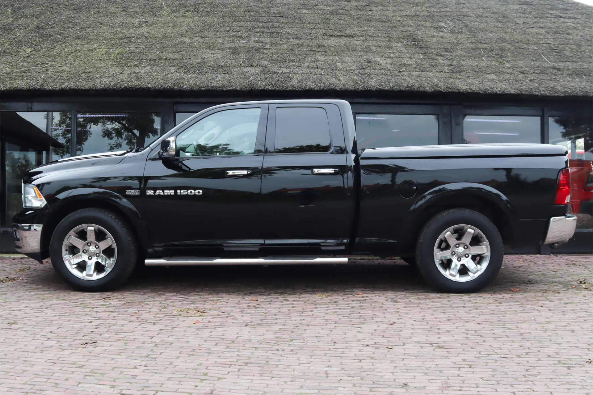 Dodge Ram 1500 5.7 V8 4×4 Laramie | Camera | Schuif- kantel dak | Stoel/Stuur verwarming | Stoel verkoeling