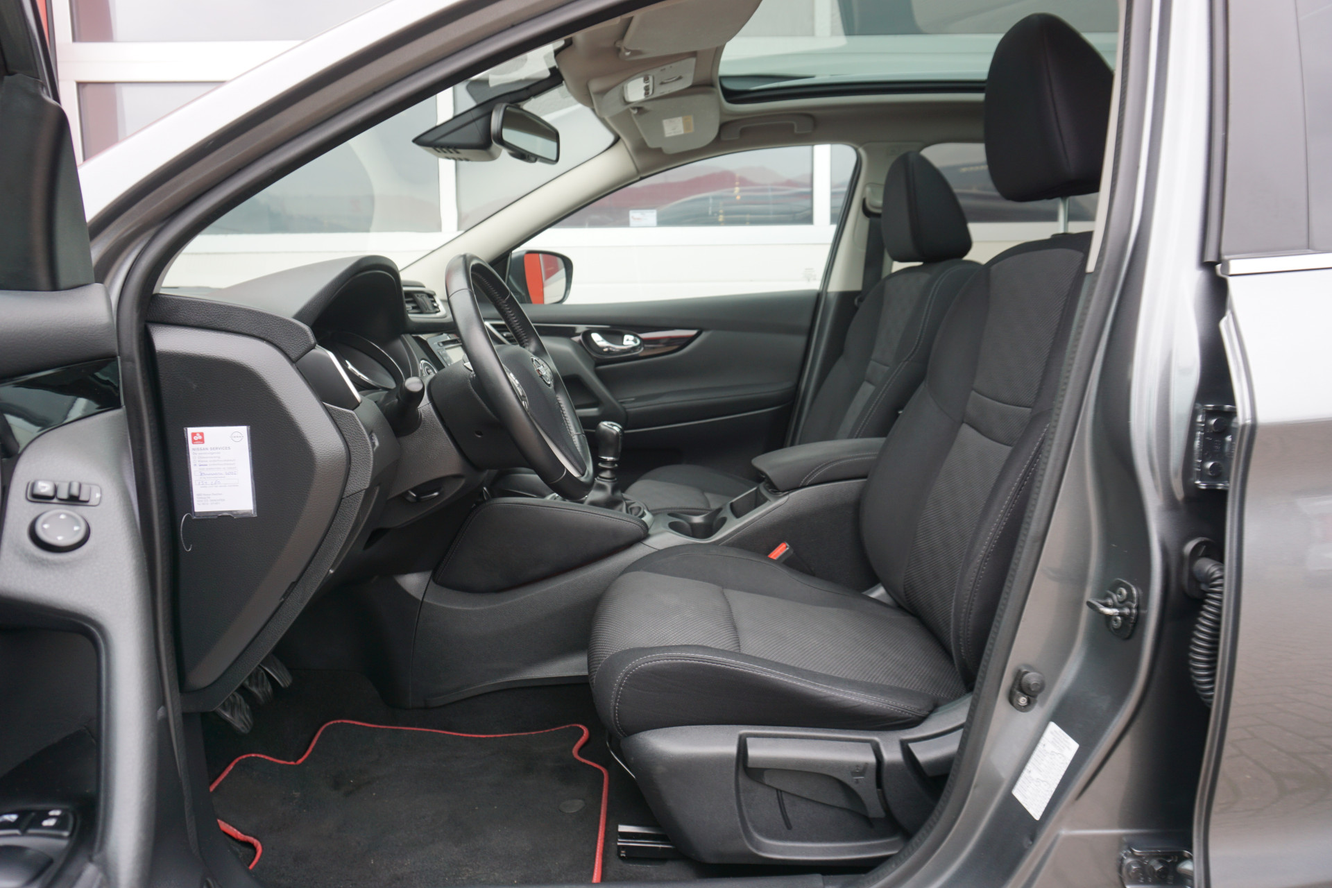 Nissan QASHQAI 1.2 N-Connecta | Camera | Panoramadak | Cruise Control | Navigatie | Origineel NL |