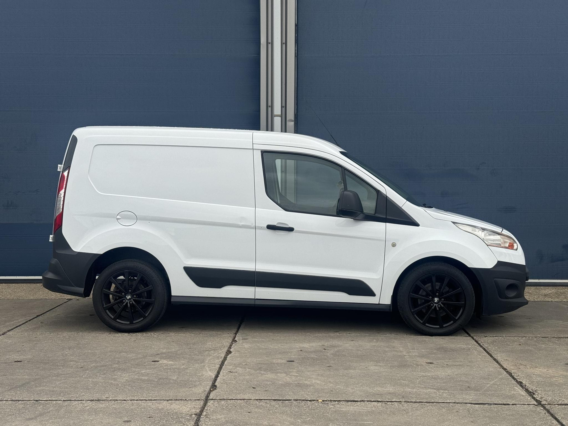 Ford Transit Connect 1.5 TDCI L1 Trend AIRCO / 75 PK / ELEKTRISCHE RAMEN