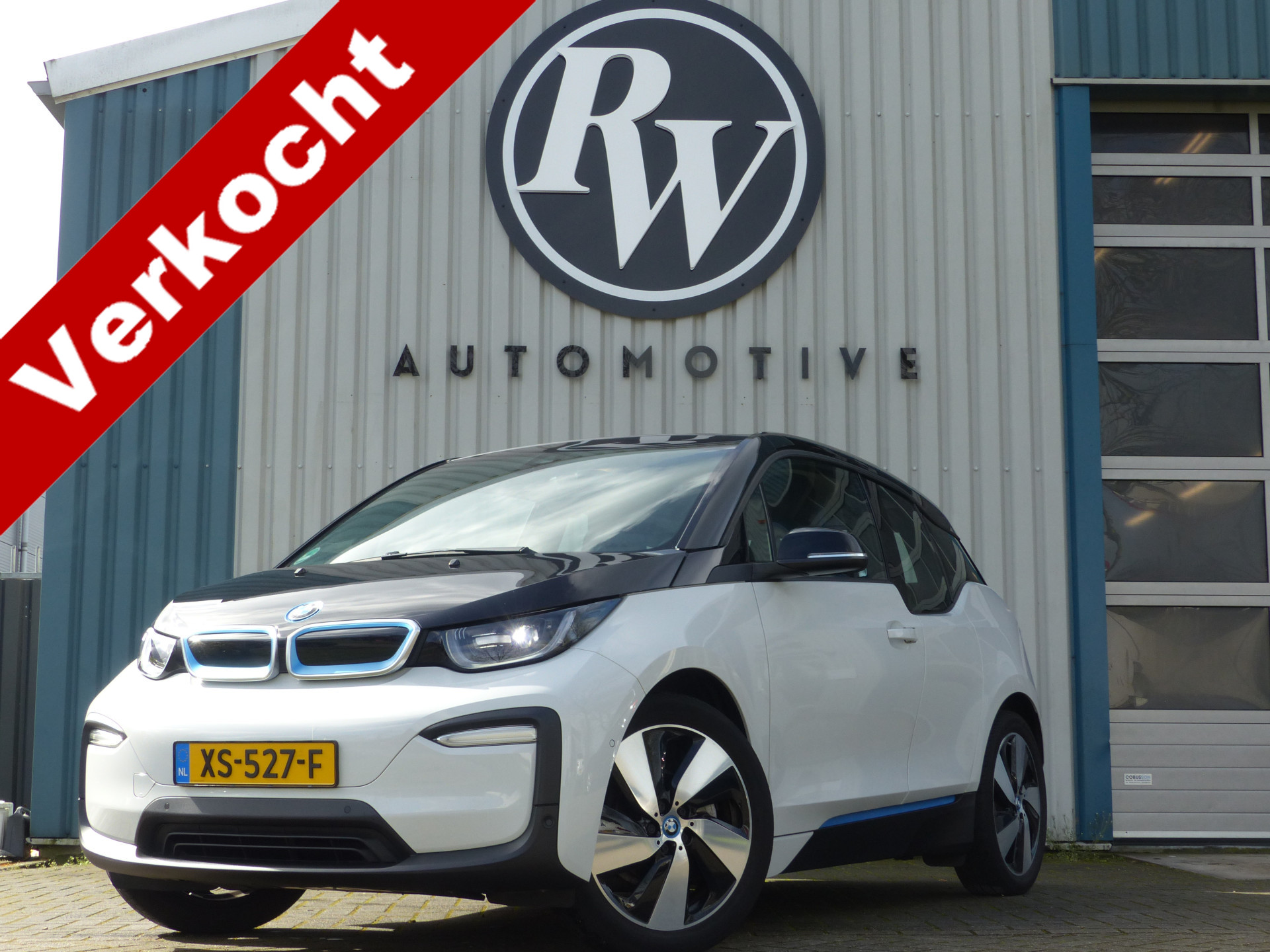 BMW i3 BMW i3 120Ah 42 kWh!! Camera/Warmtepomp/ Ecc/Adaptive Cruise/NL Auto!
