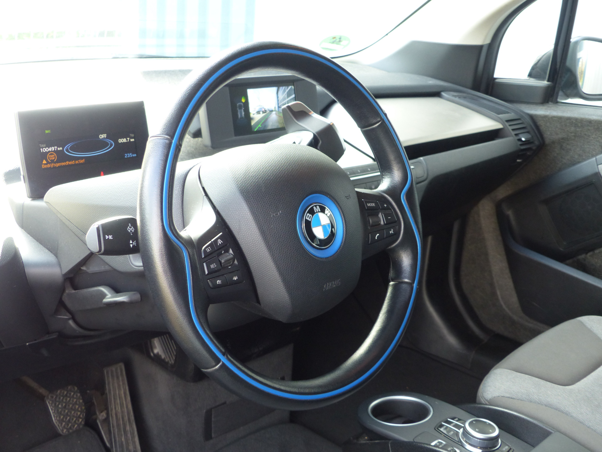 BMW i3 BMW i3 120Ah 42 kWh!! Camera/Warmtepomp/ Ecc/Adaptive Cruise/NL Auto!