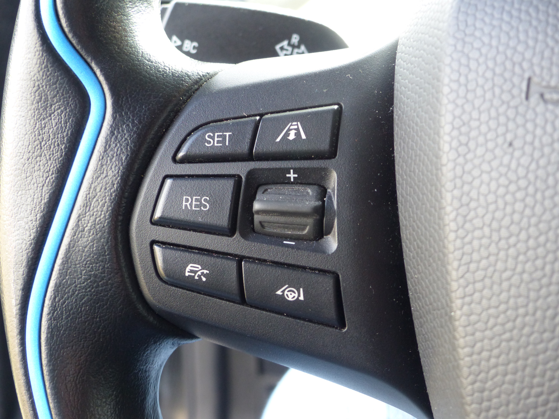 BMW i3 BMW i3 120Ah 42 kWh!! Camera/Warmtepomp/ Ecc/Adaptive Cruise/NL Auto!