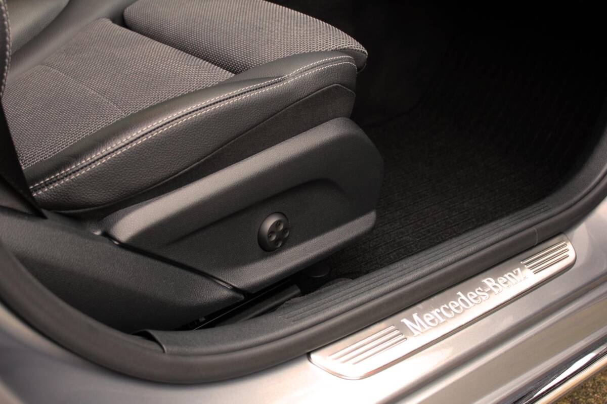 Mercedes-Benz C-Klasse Mercedes-Benz C-klasse Estate C 350 e Plug-In Hybrid Aut. Avantgarde Memory, Burmester, 360