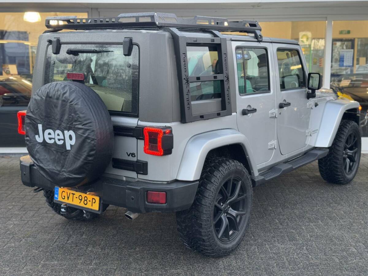 Jeep Wrangler Jeep Wrangler RUBICON 3.8 V6 4×4 Automaat,Airco,Cruise,20″lmv,Xenon,Led,Cameras