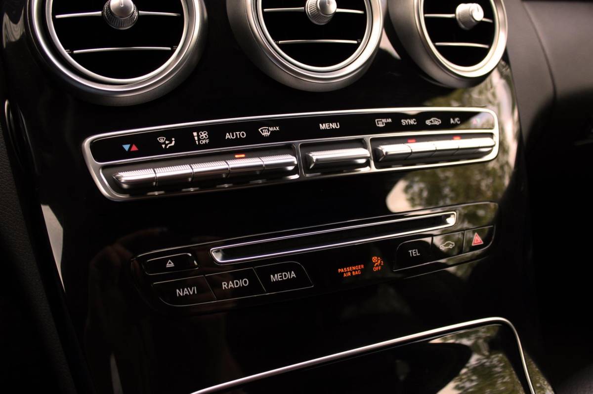 Mercedes-Benz C-Klasse Mercedes-Benz C-klasse Estate C 180 Aut. Exclusive Sfeerverl, Led, Spoor