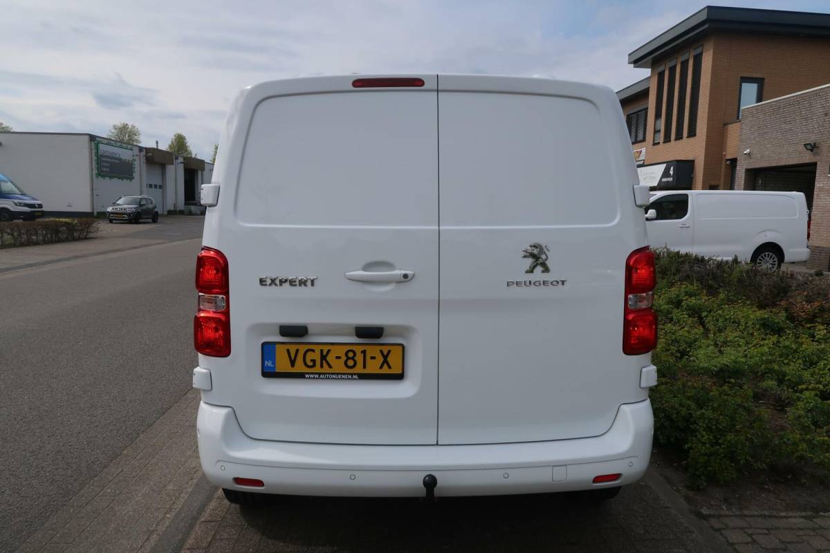 Peugeot Expert Peugeot Expert Bestel 2.0 BlueHDI|NAVIGATIE|TREKHAAK|CARPLAY|DODEHOEK|DEALER ONDERHOUDEN|1E EIGENAAR