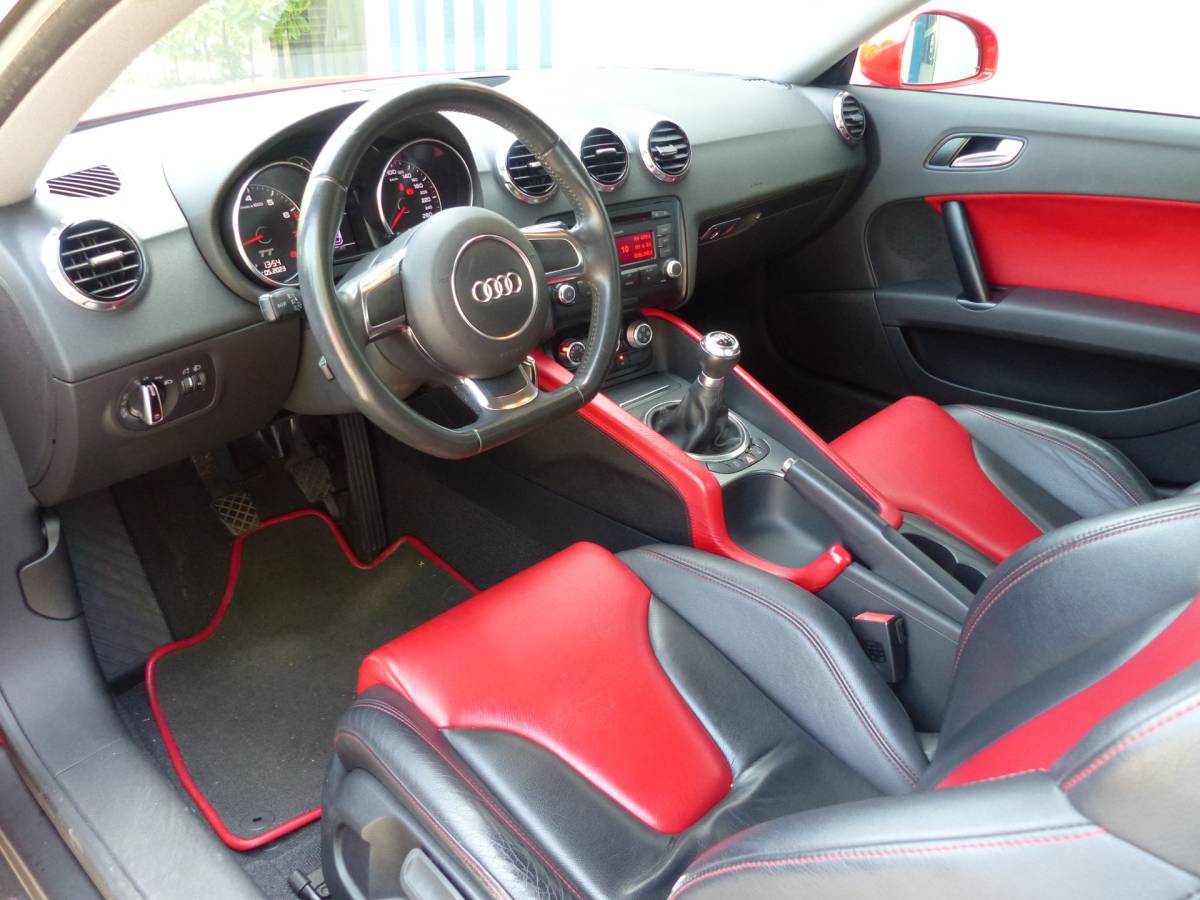 Audi TT Audi TT 1.8 TFSI Pro Line Sport stl/Leder two tone/ NL Auto/Dealer O.H.