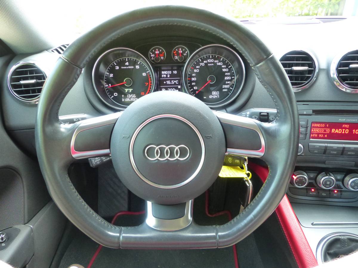 Audi TT Audi TT 1.8 TFSI Pro Line Sport stl/Leder two tone/ NL Auto/Dealer O.H.