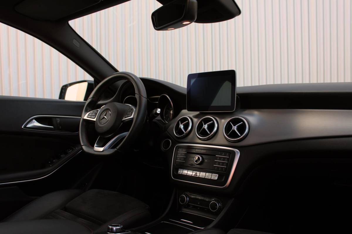 Mercedes-Benz CLA Mercedes-Benz CLA-klasse Shooting Brake CLA 180 Aut. AMG Line Pano, Night, Carplay