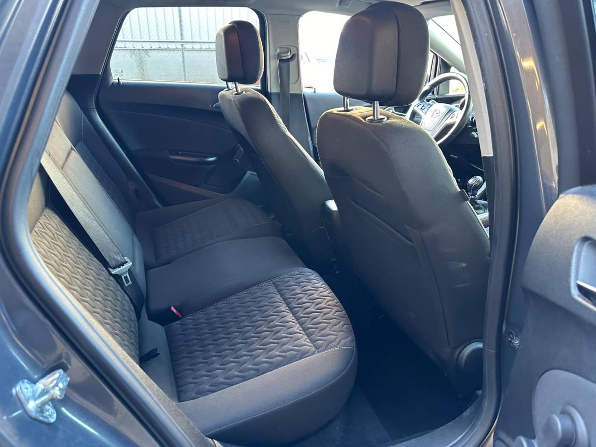 Opel Astra Opel Astra Sports Tourer 1.4 Turbo Sport Met jaar APK