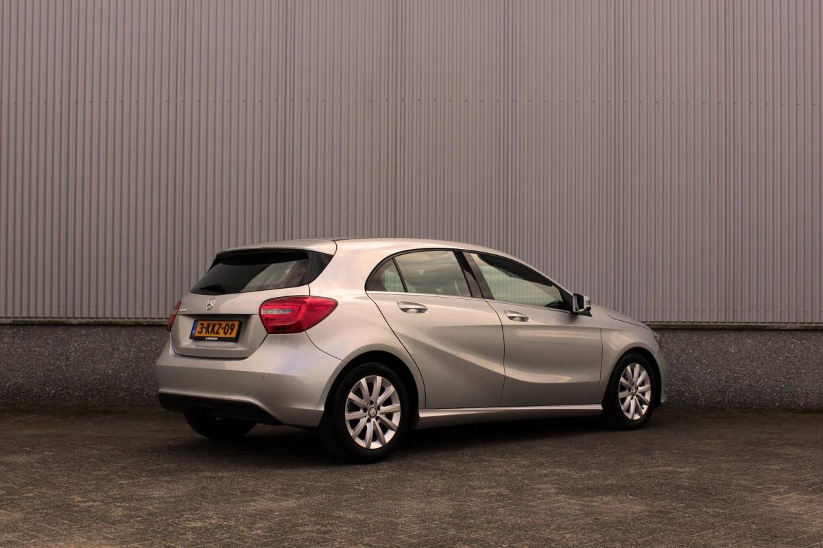 Mercedes-Benz A-Klasse Mercedes-Benz A-klasse A 180 Ambition Style Navi, Xenon, PARKTRONIC