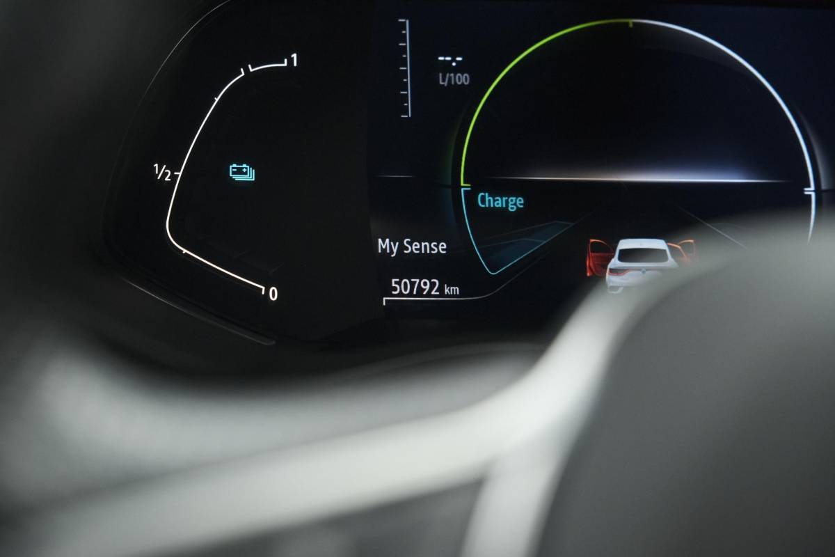 Renault Arkana Renault Arkana 1.6 E-Tech Hybrid 145 R.S. Line | Camera | Cruise Control Adaptief | Dodehoekdetectie | Apple Carplay | Pack Winter