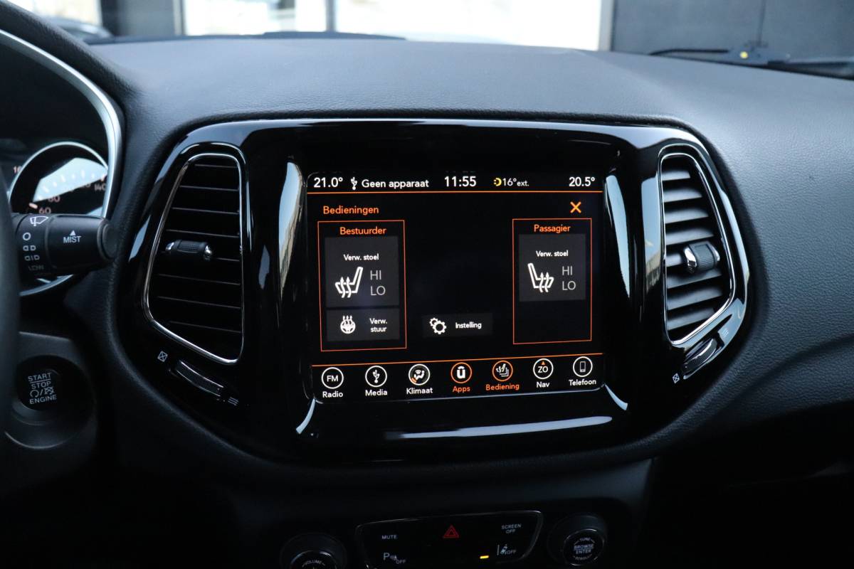 Jeep Compass Jeep Compass 1.4 MultiAir Opening Edition Plus | LEDER | MEMORY | STOEL/STUURVERW. | CAMERA | TREKHAAK | CRUISE | NAVI |