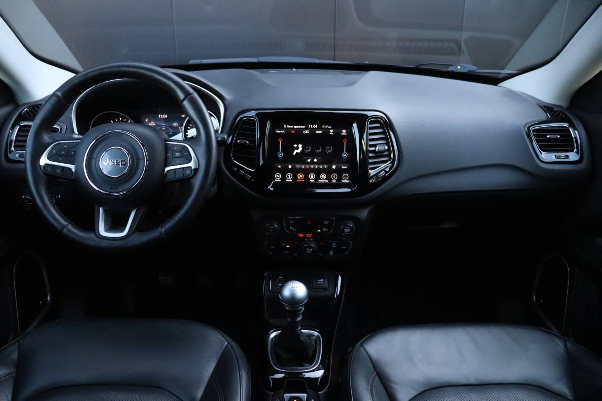 Jeep Compass Jeep Compass 1.4 MultiAir Opening Edition Plus | LEDER | MEMORY | STOEL/STUURVERW. | CAMERA | TREKHAAK | CRUISE | NAVI |