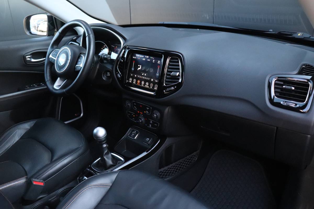 Jeep Compass Jeep Compass 1.4 MultiAir Opening Edition Plus | LEDER | MEMORY | STOEL/STUURVERW. | CAMERA | TREKHAAK | CRUISE | NAVI |
