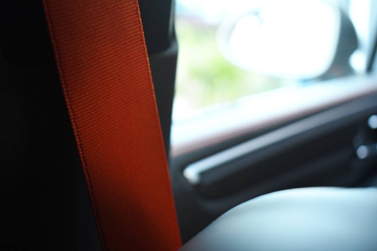Porsche Macan Porsche Macan T 2.0 PDK Pano Luchtvering ACC Bose Papaya-orange