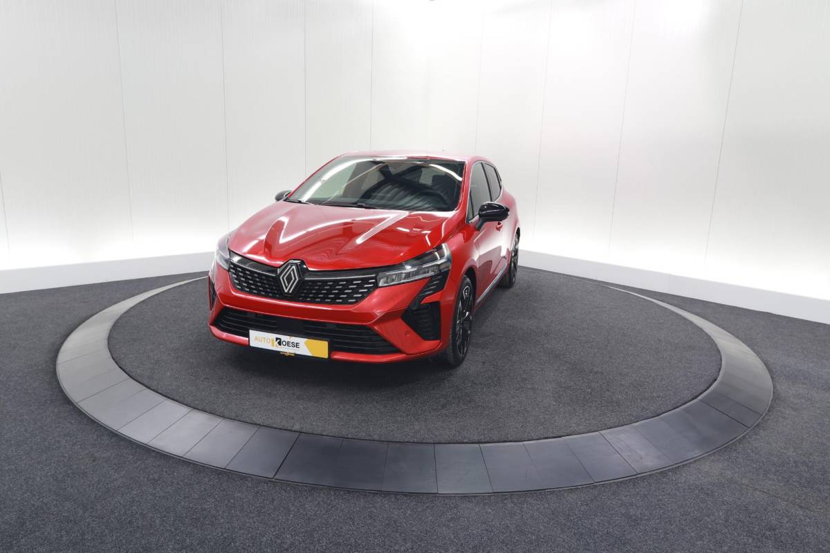 Renault Clio Renault Clio 1.6 E-Tech Full Hybrid 145 techno | 360 Camera | Bose Audio | Stoelverwarming | 9.3 Inch Groot Scherm