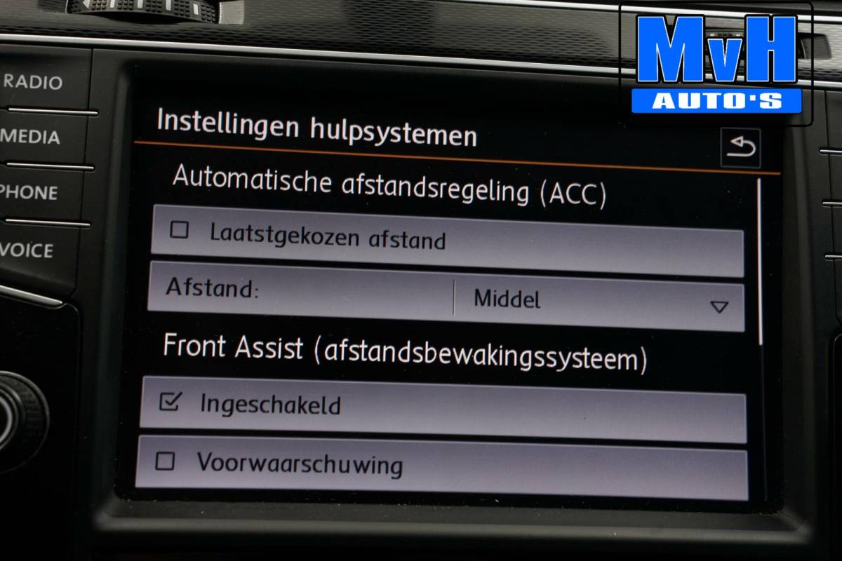 Volkswagen Golf Volkswagen Golf 1.4 TSI GTE|PANO|CAMERA|TREKHAAK|CARPLAY|NAP