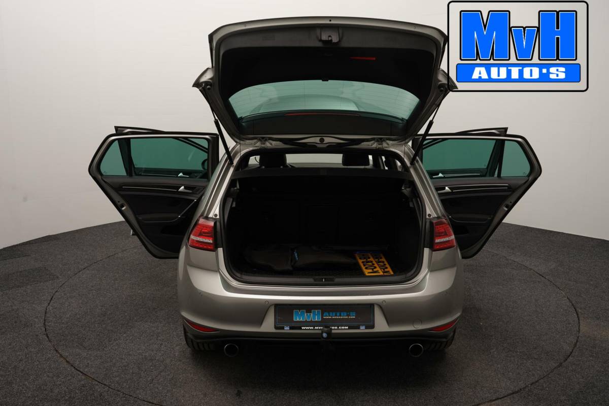 Volkswagen Golf Volkswagen Golf 1.4 TSI GTE|PANO|CAMERA|TREKHAAK|CARPLAY|NAP
