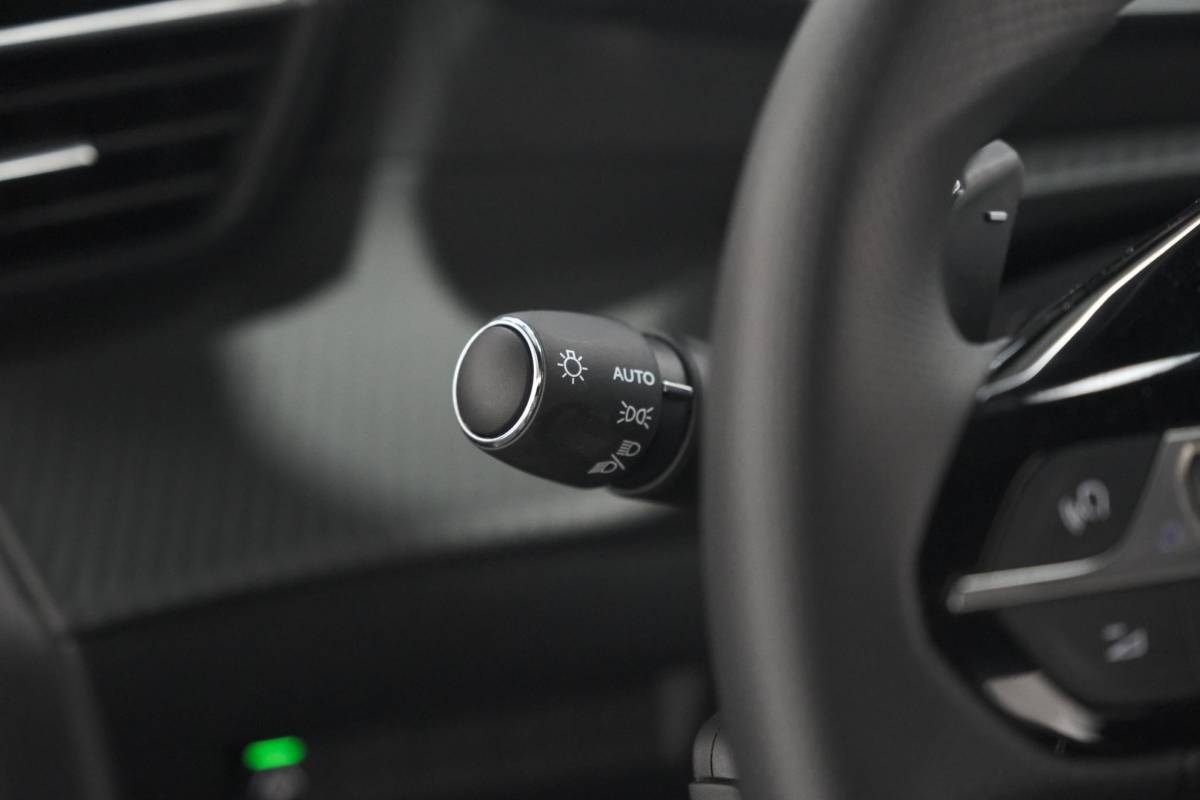 Peugeot 2008 Peugeot 2008 PureTech 130 EAT8 GT | 360 Camera | Stoelmassage | Adaptieve Cruise Control | Dodehoekdetectie