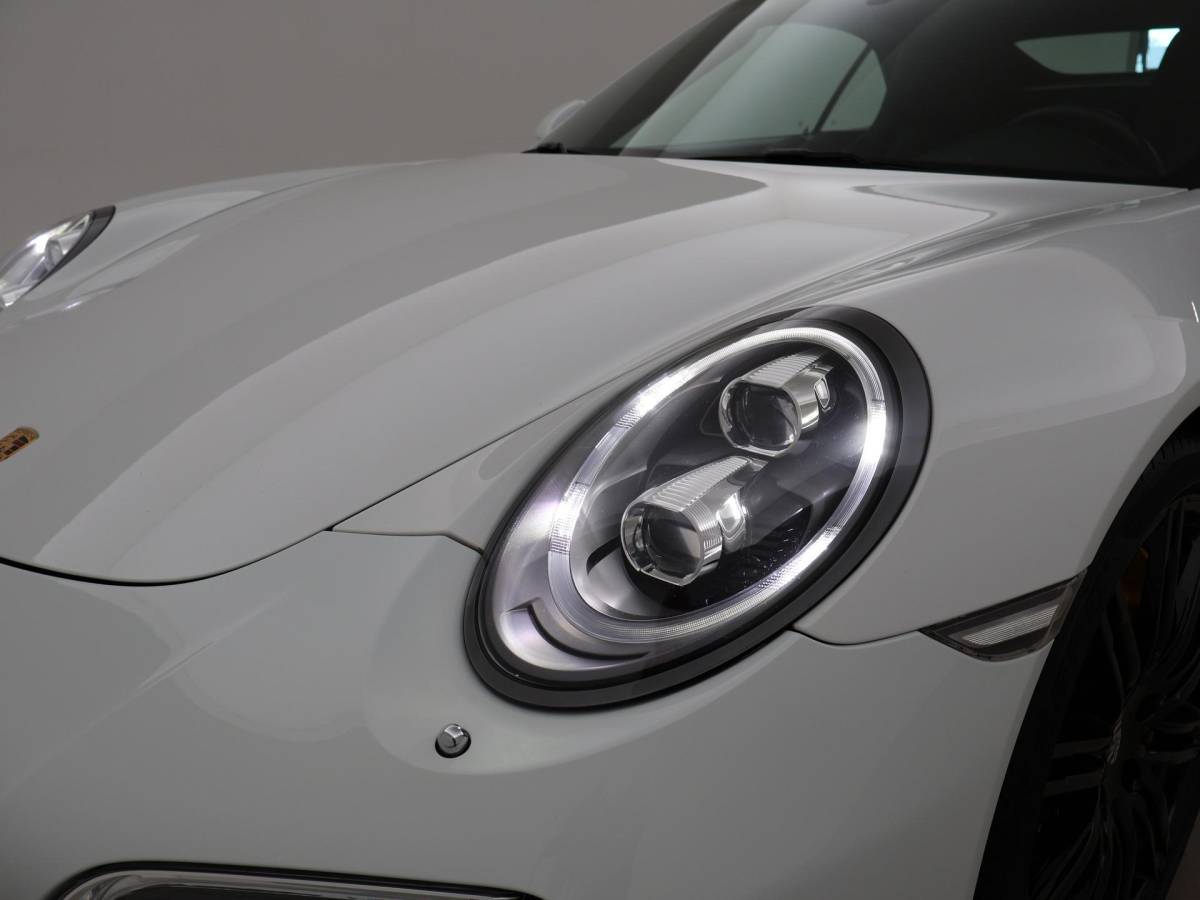 Porsche 911 Porsche 911 Cabrio 3.8 TURBO S 560 PK – ORIG. NL + BURMESTER | STOELVENTILATIE | KERAMISCHE REMMEN