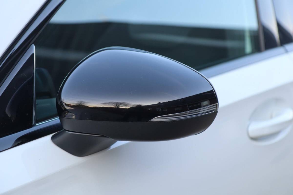 Mercedes-Benz A-Klasse Mercedes A-klasse 250 e 218PK AMG Limited A. Cruise|Carplay|Pano|Widescreen|E.trekhaak|Leder|Camera|Parelmoer wit|Sfeer verlichting|