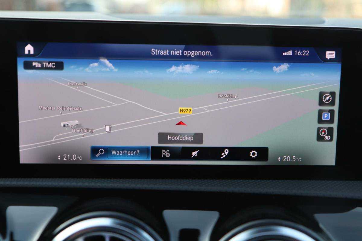 Mercedes-Benz A-Klasse Mercedes A-klasse 250 e 218PK AMG Limited A. Cruise|Carplay|Pano|Widescreen|E.trekhaak|Leder|Camera|Parelmoer wit|Sfeer verlichting|