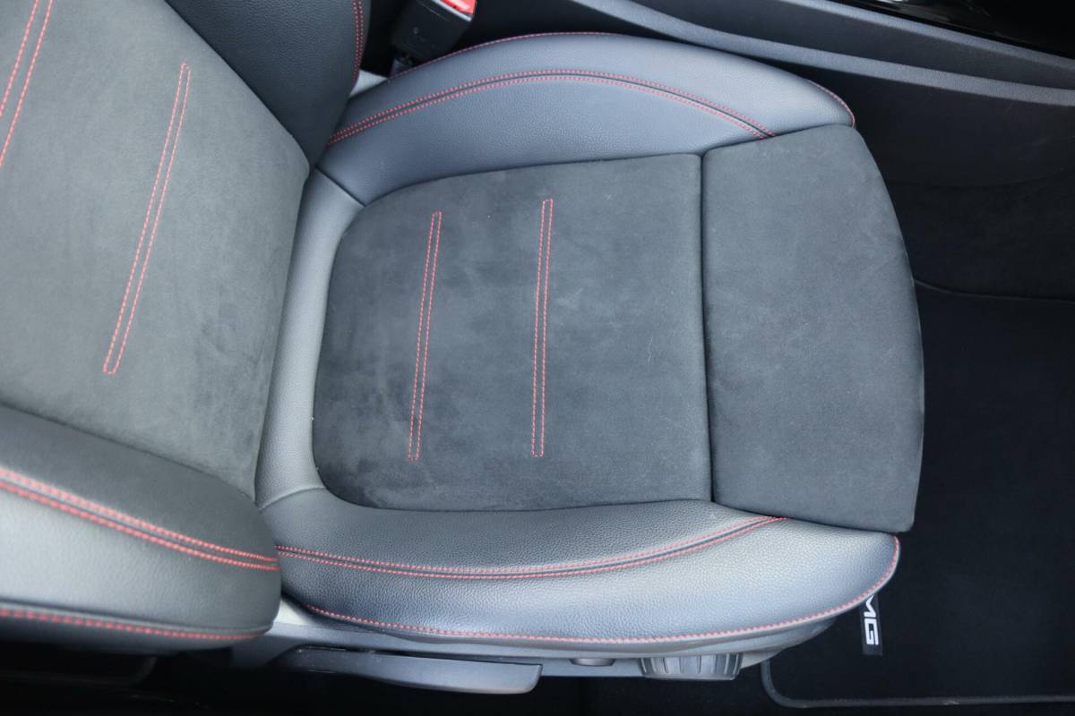 Mercedes-Benz A-Klasse Mercedes A-klasse 250 e 218PK AMG Limited A. Cruise|Carplay|Pano|Widescreen|E.trekhaak|Leder|Camera|Parelmoer wit|Sfeer verlichting|