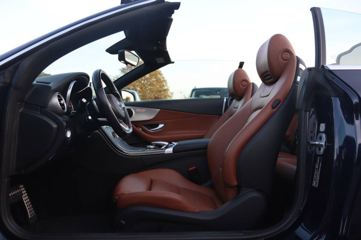 Mercedes-Benz C-Klasse Mercedes C-klasse Cabrio 200 184PK Aut. AMG Premium Airscarf|Nav|Sportzetels|Nekverw.|Stoelverw, koeling|Leder|Pdc|Lmv||Dealer onderhouden|1e eigenaar|23DKM!|
