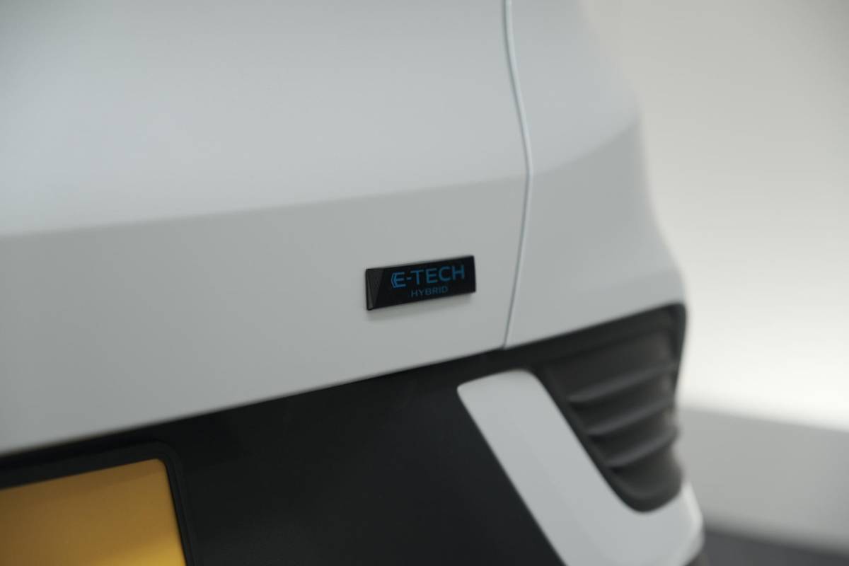 Renault Arkana Renault Arkana 1.6 E-Tech hybrid 145 Esprit Alpine | 360 Camera | Adaptieve Cruise Control | Pack Winter | Dodehoekdetectie